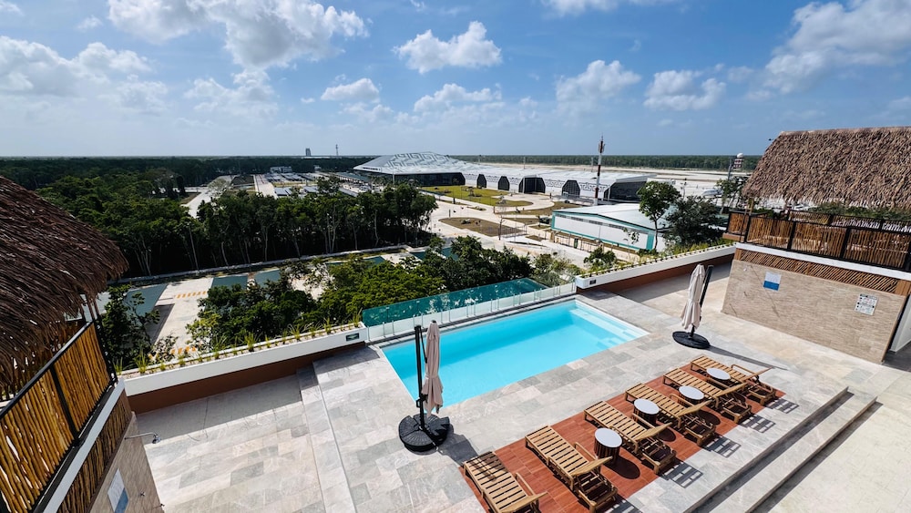 Hotel Mundo Maya Tulum Aeropuerto