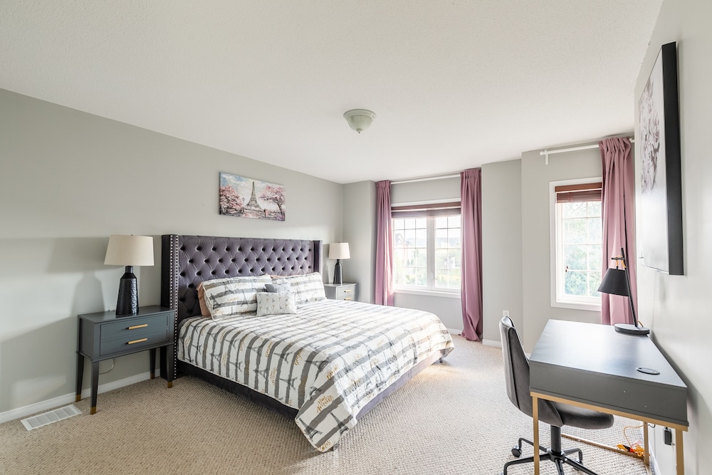 Globalstay. Luxury 3Br Townhomes With Hot Tub Gym Bbq — Hamilton — photo 2