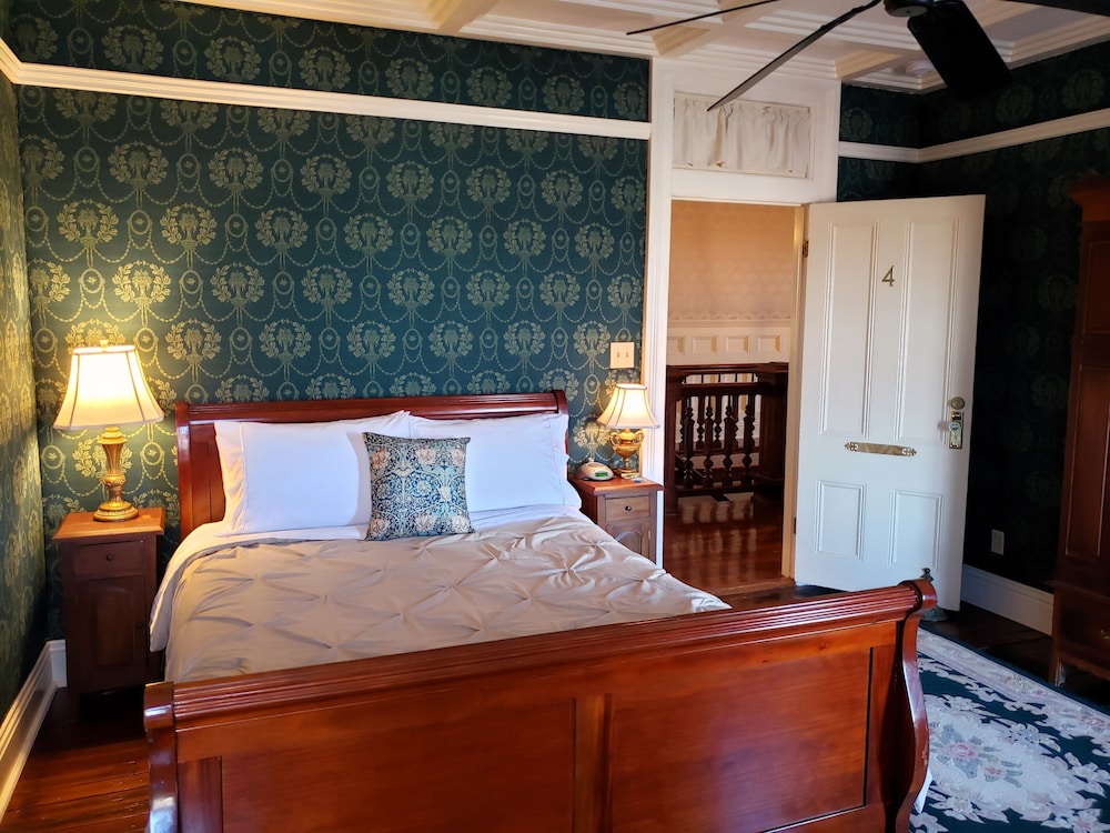 Iron Horse Hotel - photo 20