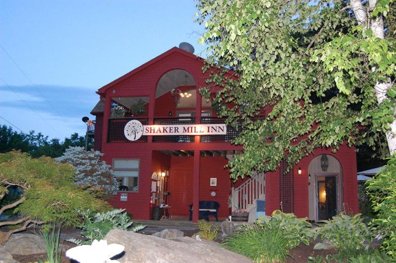 Shaker Mill Inn - photo 3