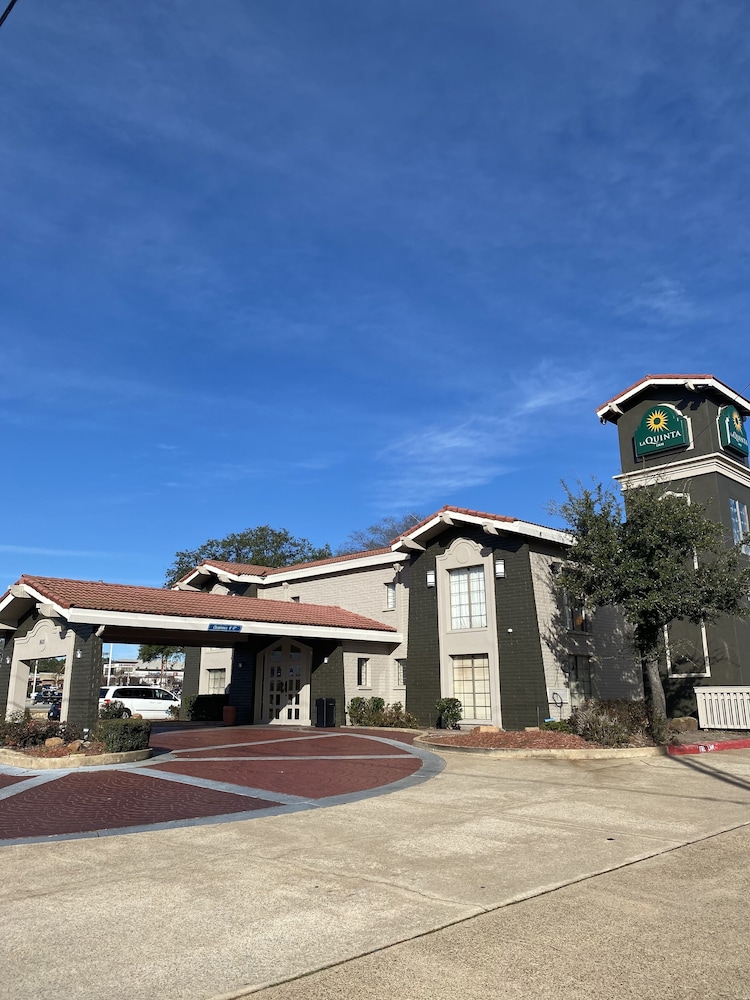 La Quinta Inn by Wyndham Tyler - photo 38
