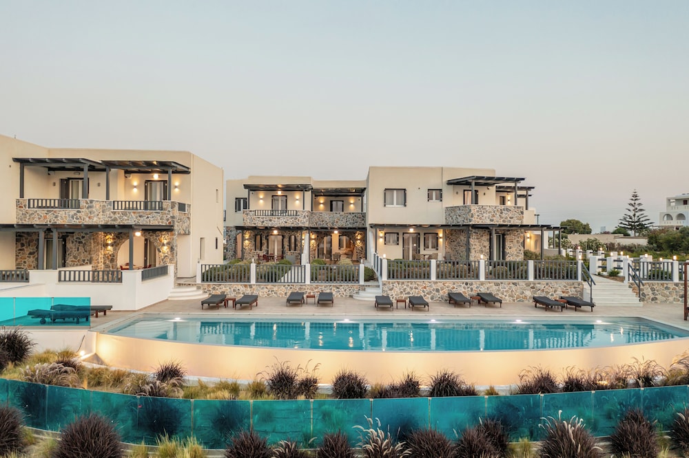 Nilea Island Living in Naxos, Greece