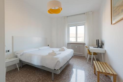 GuestHost Comfy Family Apartment in Milan — 4-Star Luxury Hotel in Milan, Italy