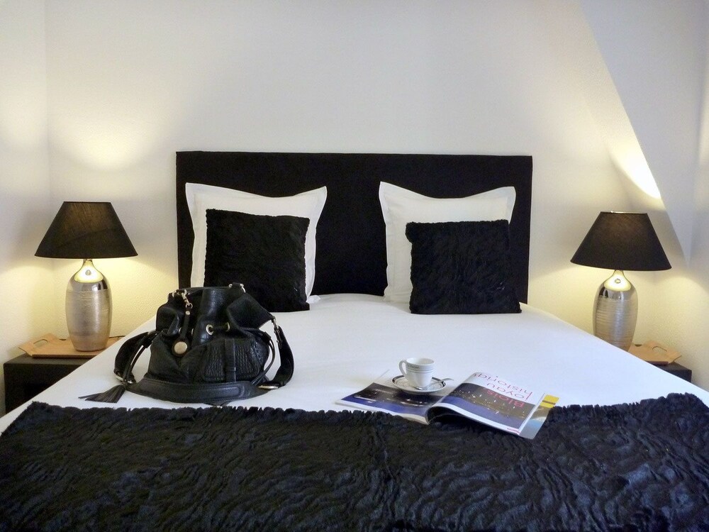 Appart' Louis Xii — 4-Star Luxury Hotel in Blois, France