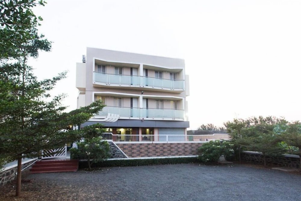 Hotel Shri Niwas Executive in Satara, India