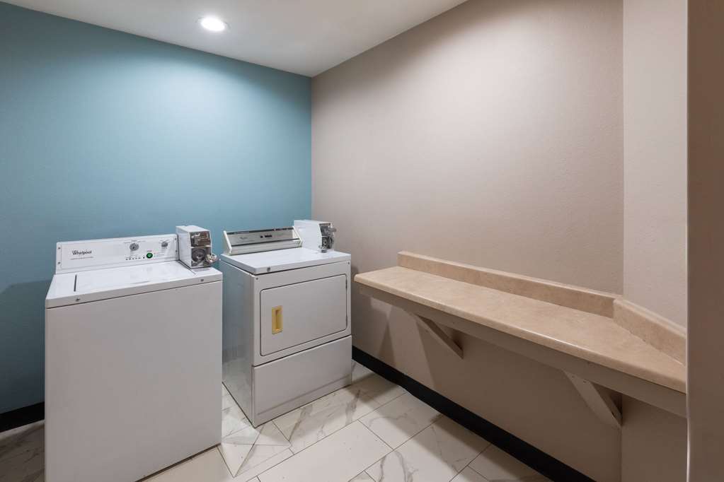 Super 8 by Wyndham Lubbock West - photo 38