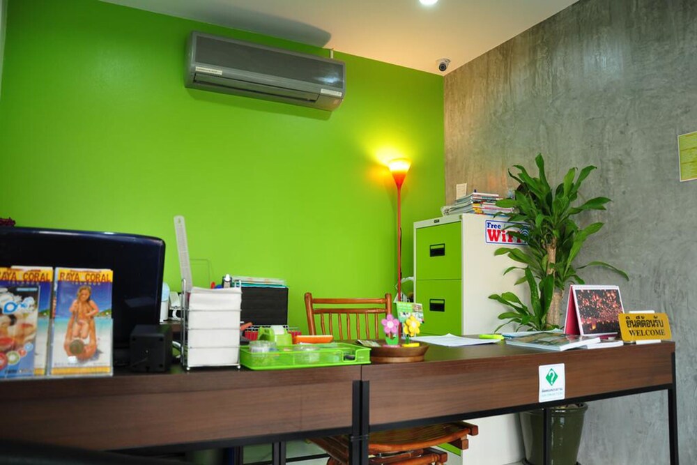 Dusit Naka Place — Wichit — photo 3