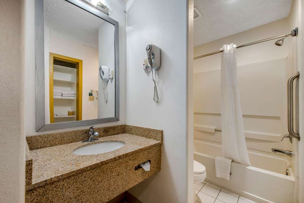 Comfort Inn Denver Southeast Area - photo 22