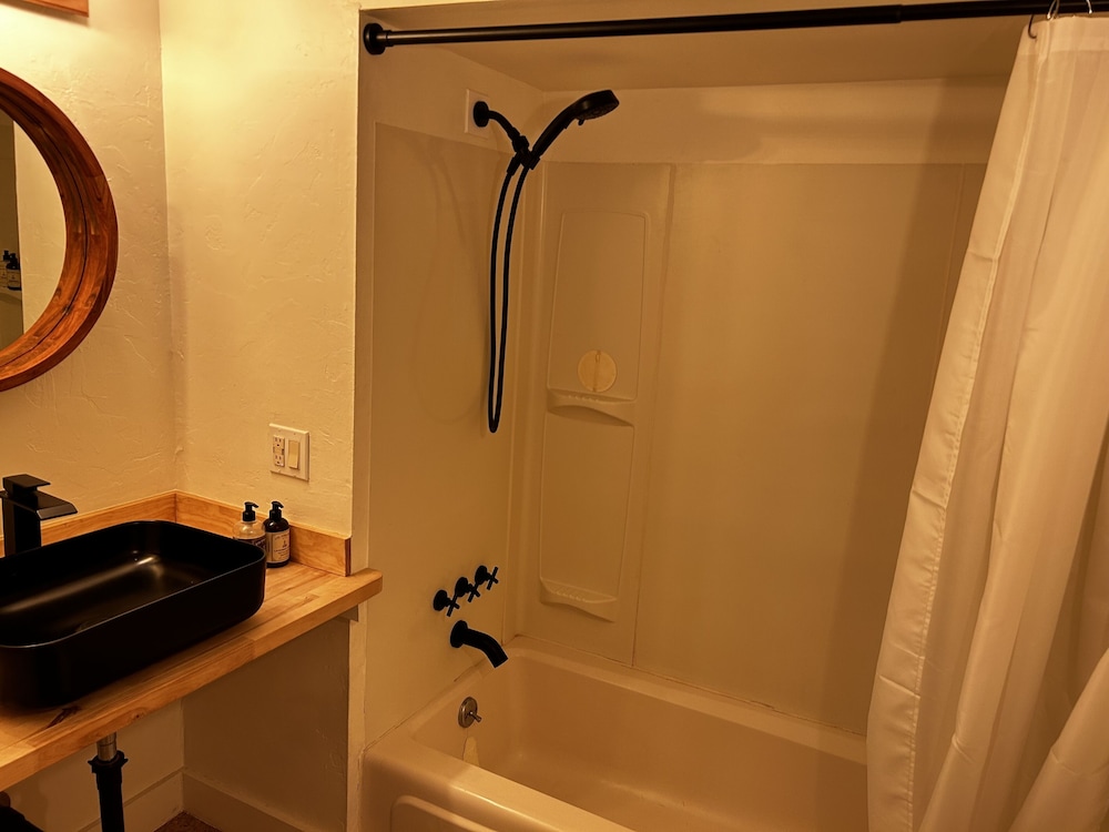 Corduroy Boutique Lodge - photo 57