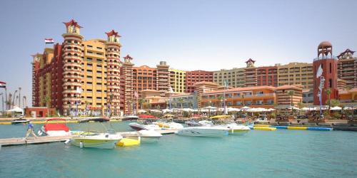 Porto Marina Chalets — hotel in Al `Alamayn
