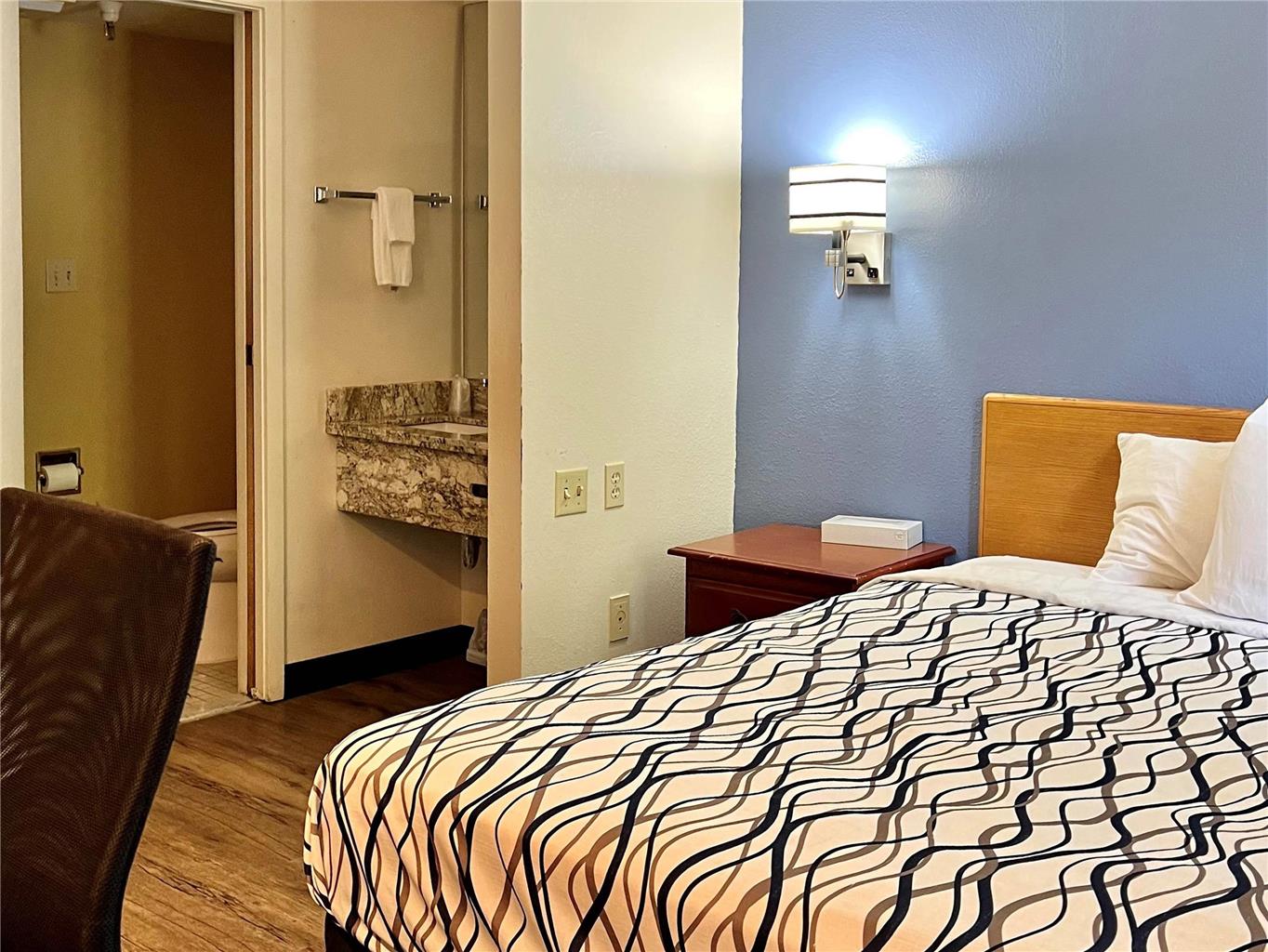 Rodeway Inn Boise Airport - photo 28