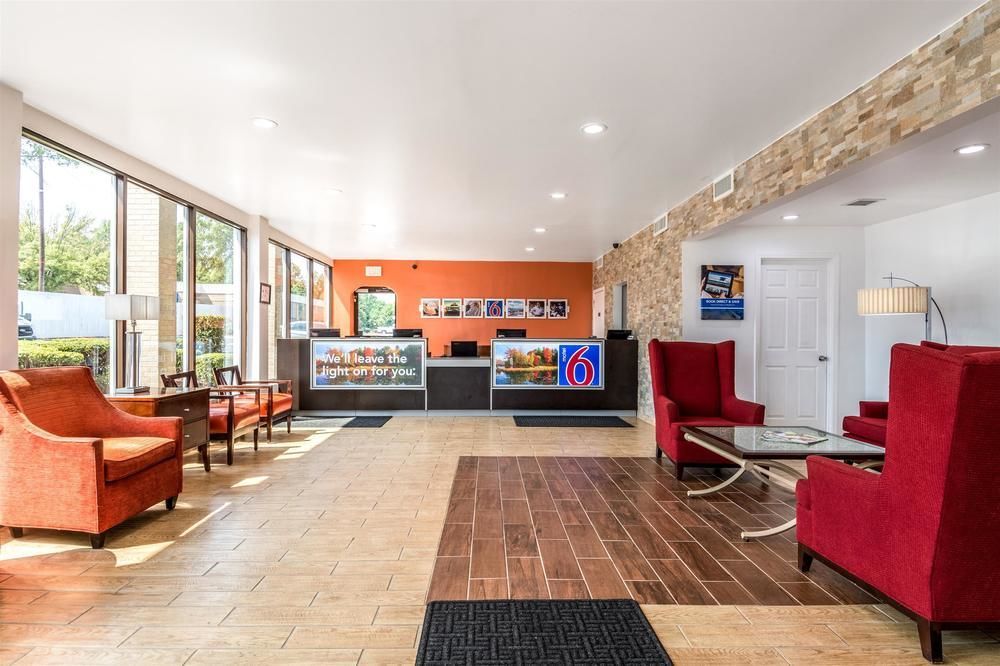 Studio 6 Charlotte NC - featured photo