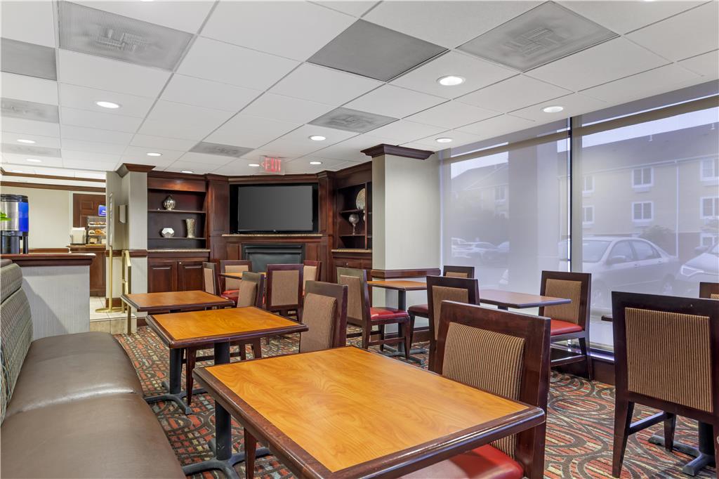 Best Western Dulles Airport Inn - photo 40