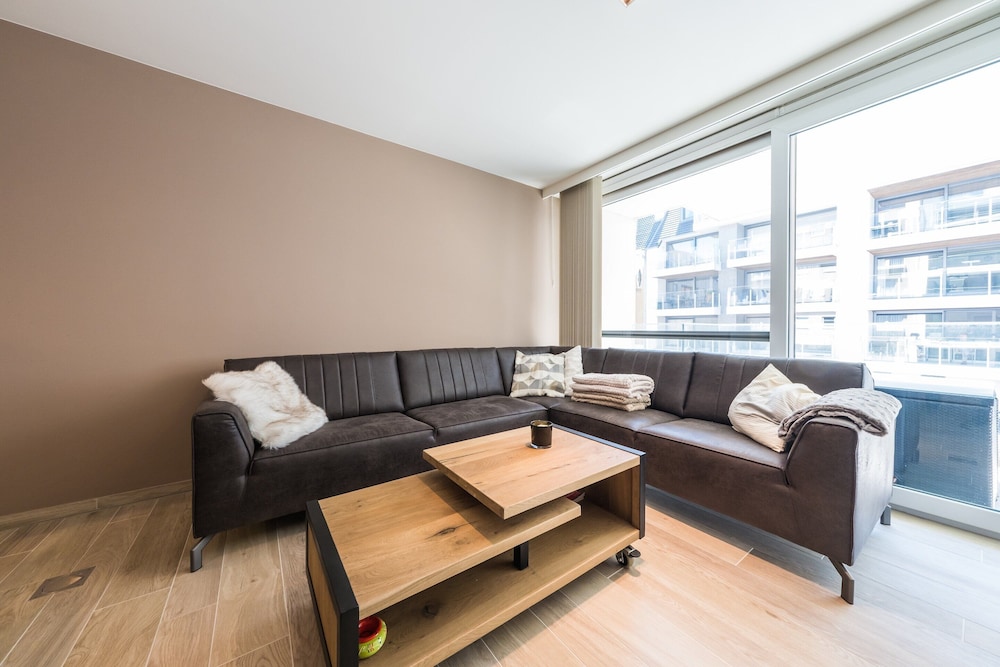 Moorea City Center Apartment — 4-Star Luxury Hotel in Middelkerke, Belgium