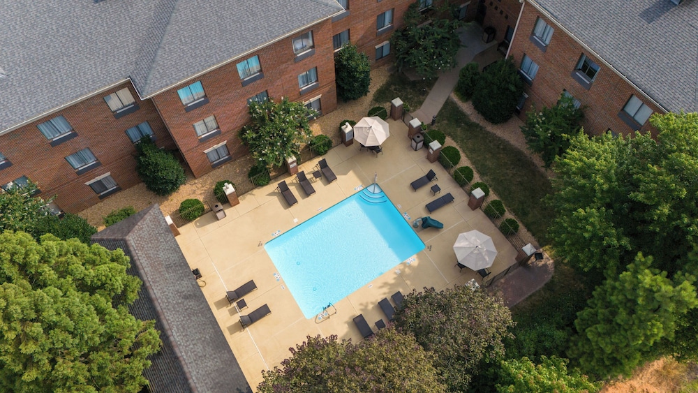 Holiday Inn Express & Suites Raleigh North Wake Forest by IHG - photo 41