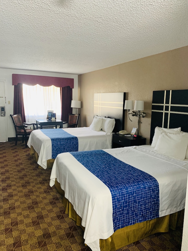 Travelodge by Wyndham Killeen Fort Hood - photo 7