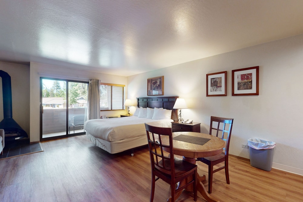 619 Lakefront - photo 47