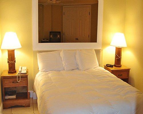 Catalina Beach Club - photo 10