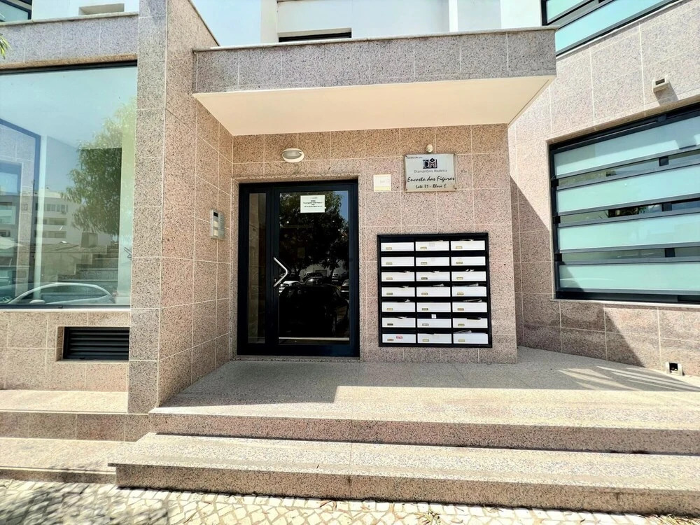 Faro Stylish 2 by Homing in Faro, Portugal