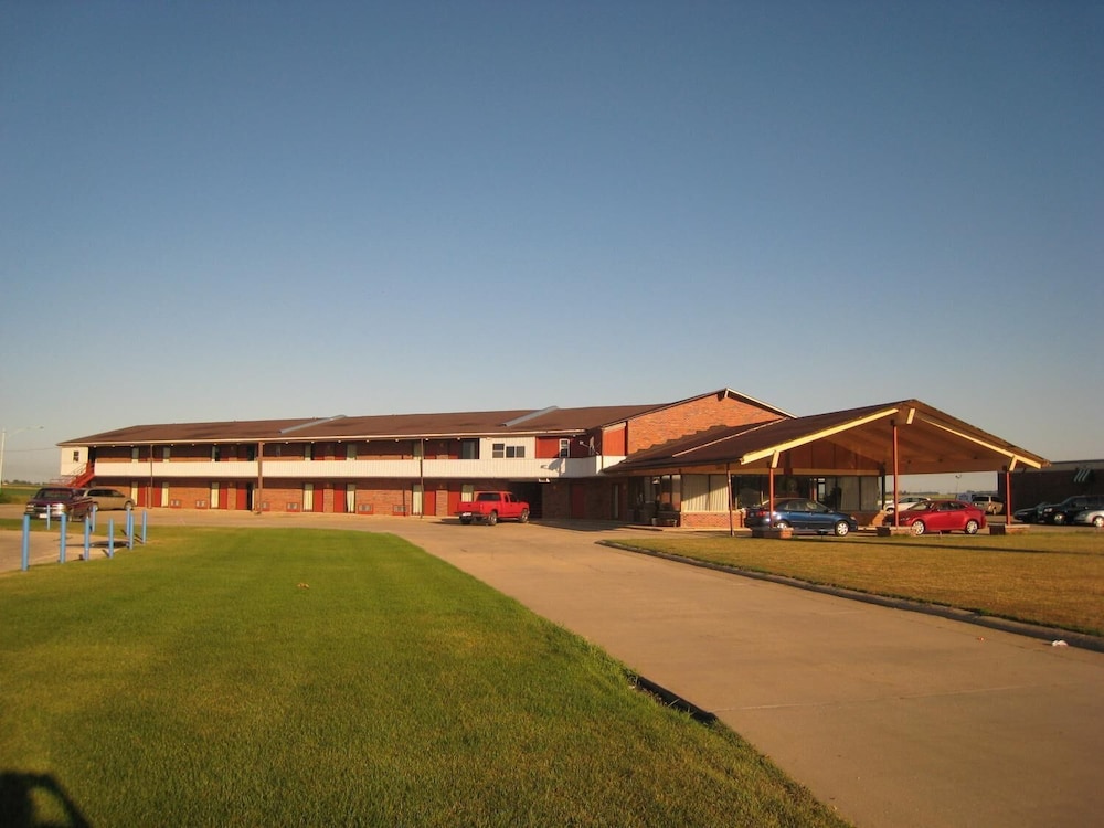 Budget Inn Motel Storm Lake 5082498 — Storm Lake