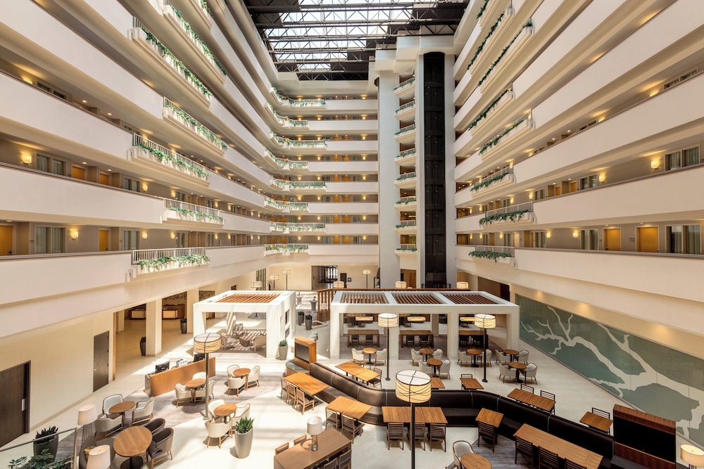 Embassy Suites Greenville Golf Resort & Conference Center - photo 32