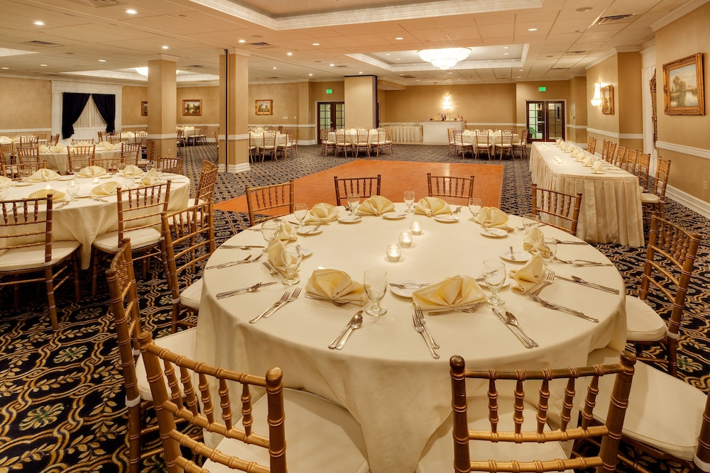 Holiday Inn Williamsport by IHG - photo 27