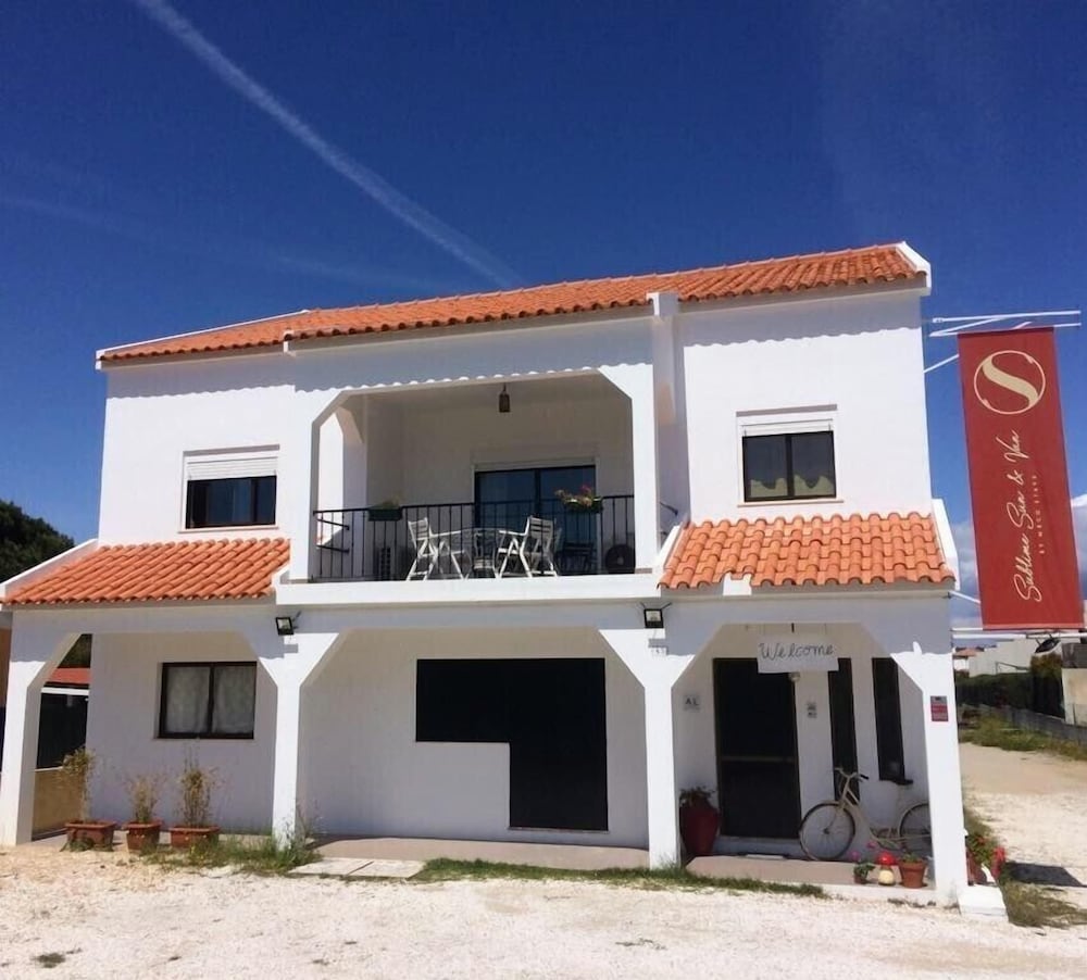 Sublime Sun and Van by Meco Stays — hotel in Sesimbra