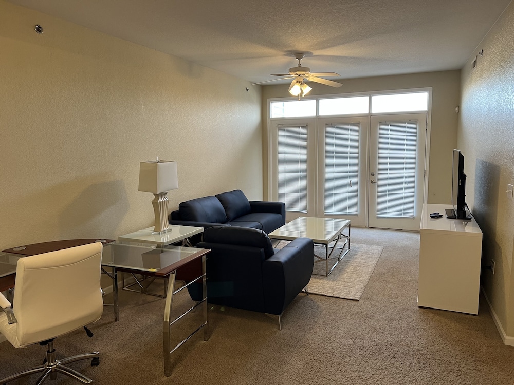Washburn Hotel Suites - photo 17