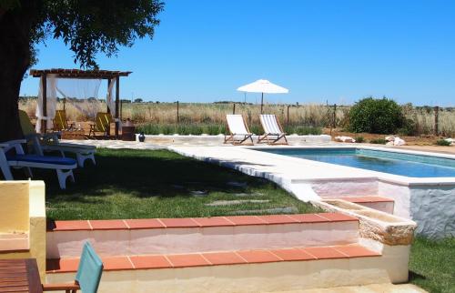Monte dos Freixos Country House — 4-Star Luxury Hotel in Estremoz, Portugal