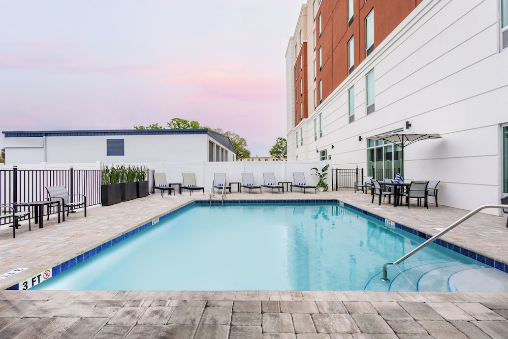 Staybridge Suites Winter Haven Auburndale by IHG - photo 23