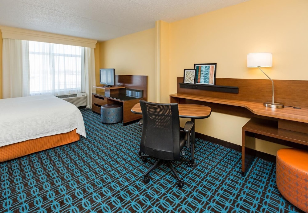 Fairfield Inn and Suites by Marriott Des Moines West - photo 36