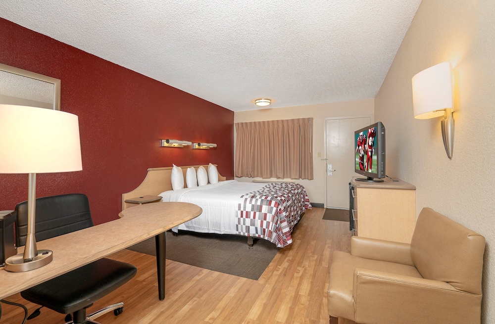 Red Roof Inn Greenville - photo 44