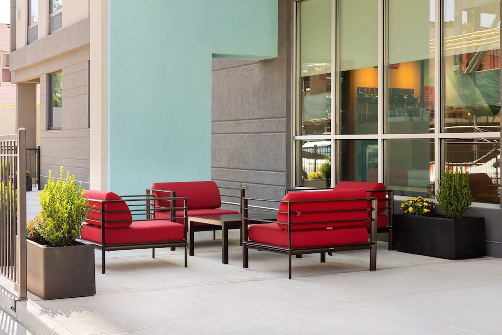 avid hotel Brooklyn Dyker Heights by IHG - photo 32
