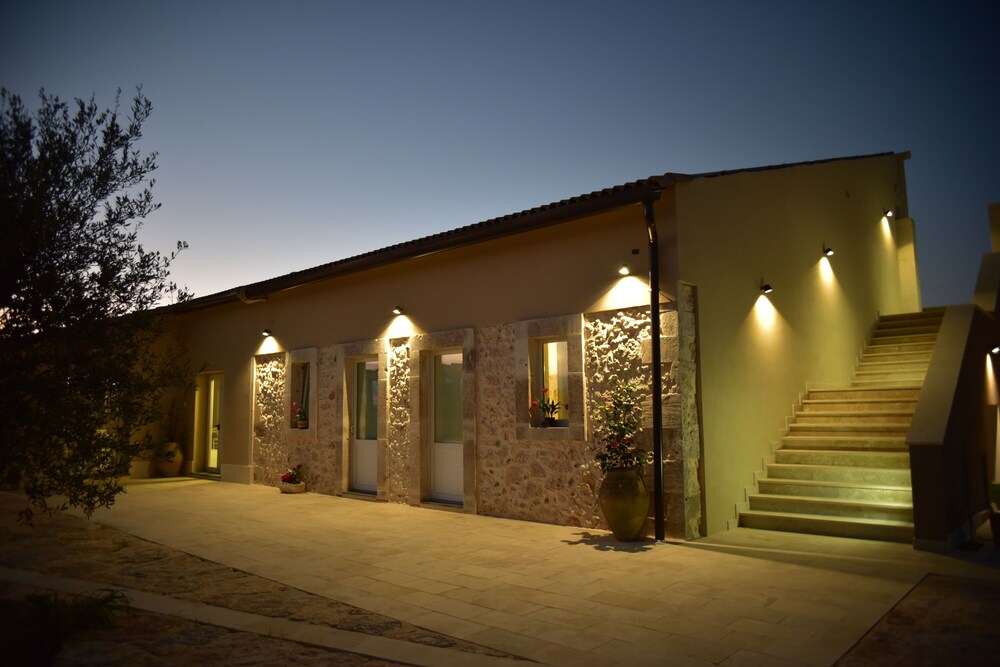 La Mela di Venere - carbon neutral hotel in Palazzolo Acreide