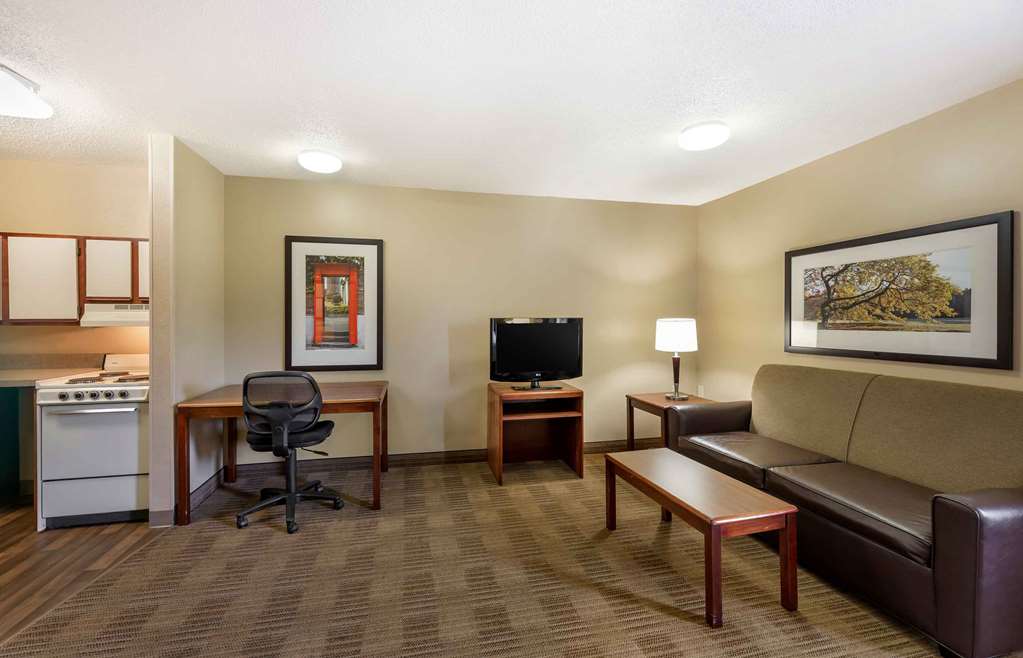 Extended Stay America Suites Cleveland Great Northern Mall - photo 28