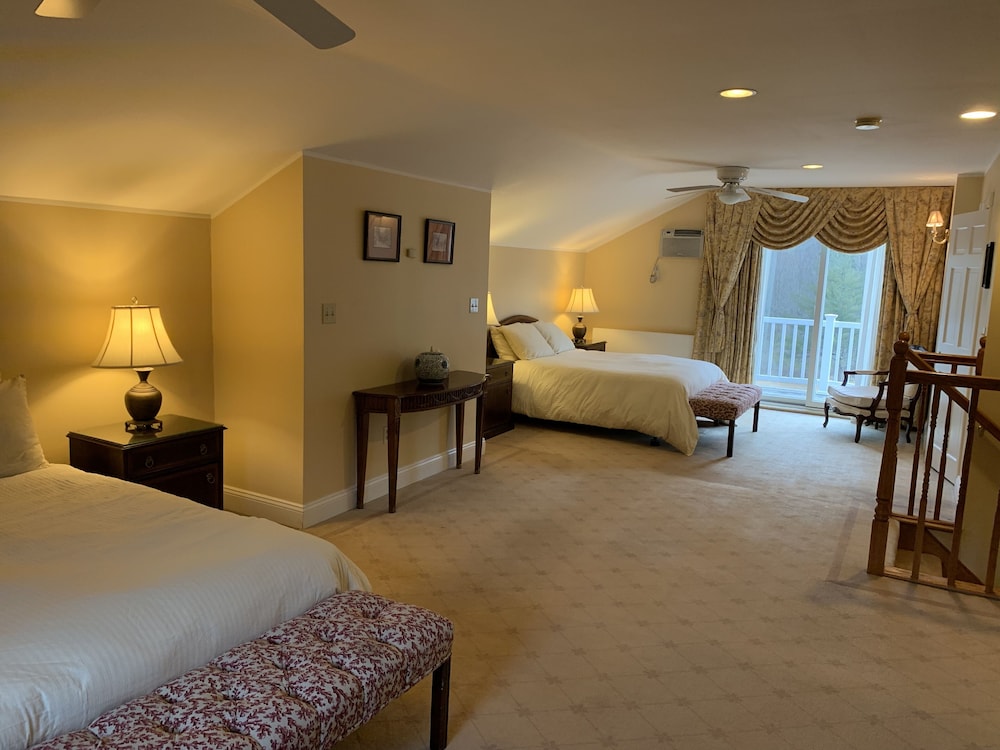The Copperhood Retreat & Spa - photo 8
