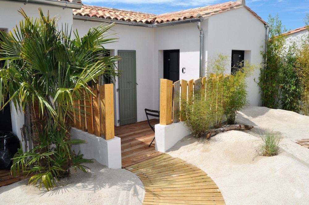 Hôtel Fleur de Ré — Ars-En-Re — photo 2