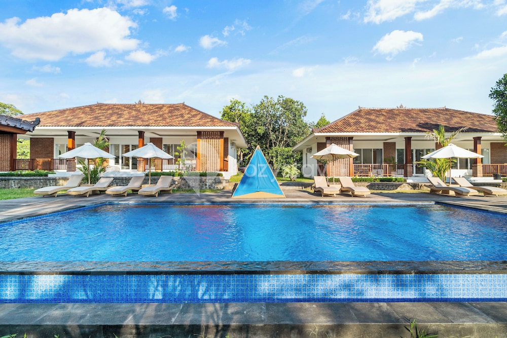 Kana Village Villa by Kozystay Near Canggu — 4-Star Luxury Hotel in Canggu, Indonesia