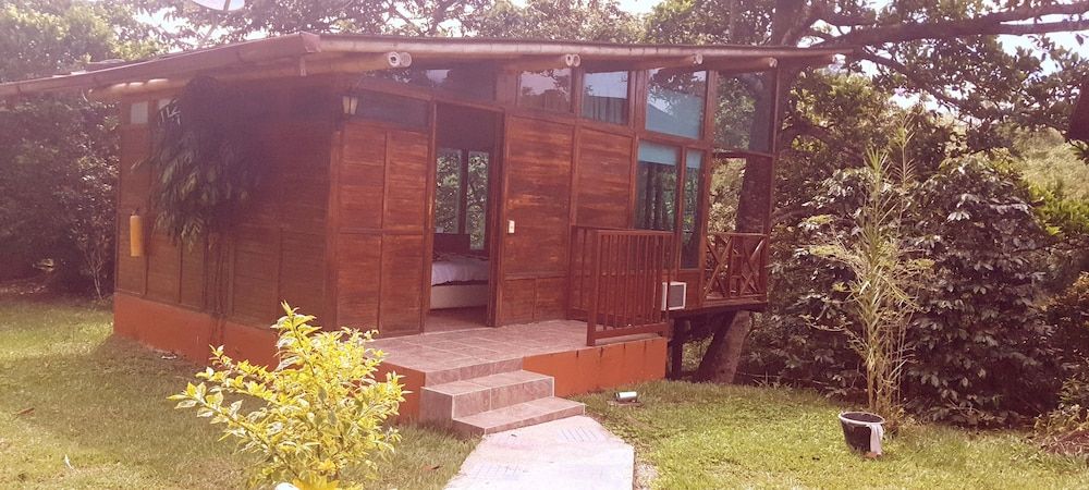 Nice Place In Quimbaya Quindio Close To Natural Pa — Quimbaya