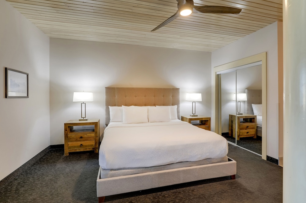 Stoney Creek Hotel Tulsa Broken Arrow - photo 44