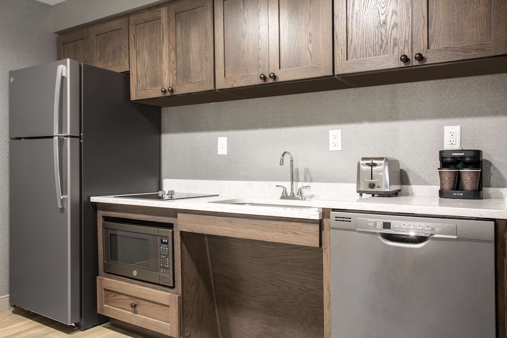 Homewood Suites by Hilton Salina Downtown - photo 16
