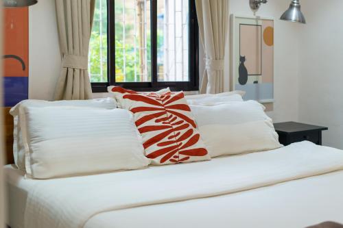 Bianca 2BHK Bandra W by The Bombay Home Company
