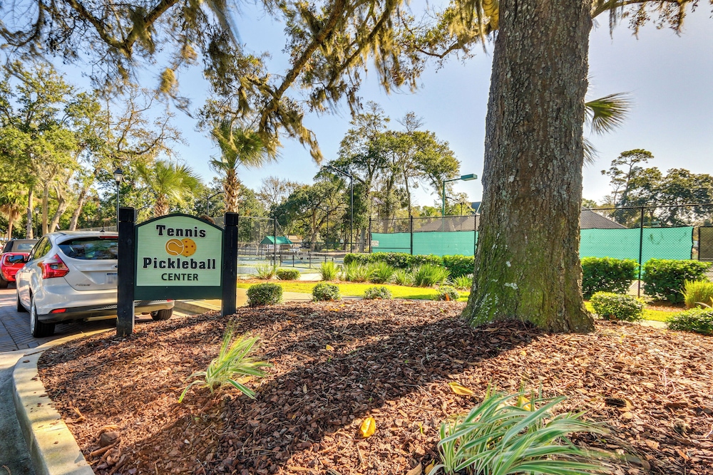 Resort Perks Beach Access: Condo in Hilton Head - photo 28