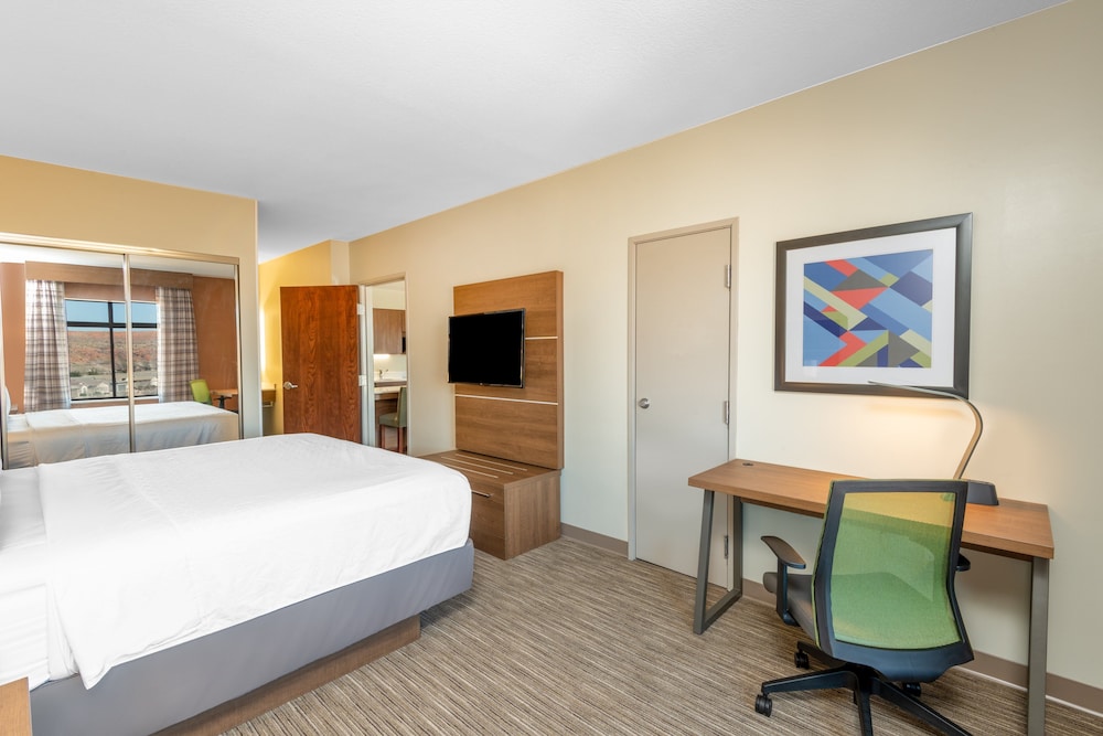 Holiday Inn Express & Suites St. George North Zion by IHG - photo 16