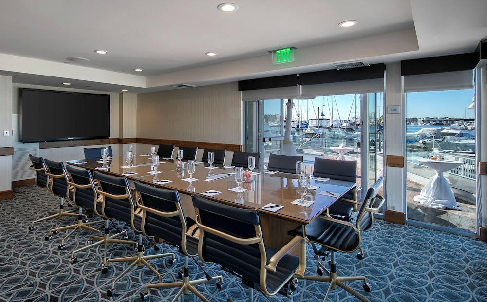 Marina del Rey Hotel - photo 52