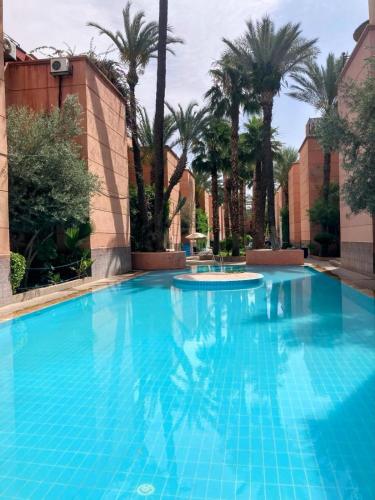 Riad Lalla Aicha Piscine 3 suites climatisées & terrasse — 4-Star Luxury Hotel in Marrakesh, Morocco