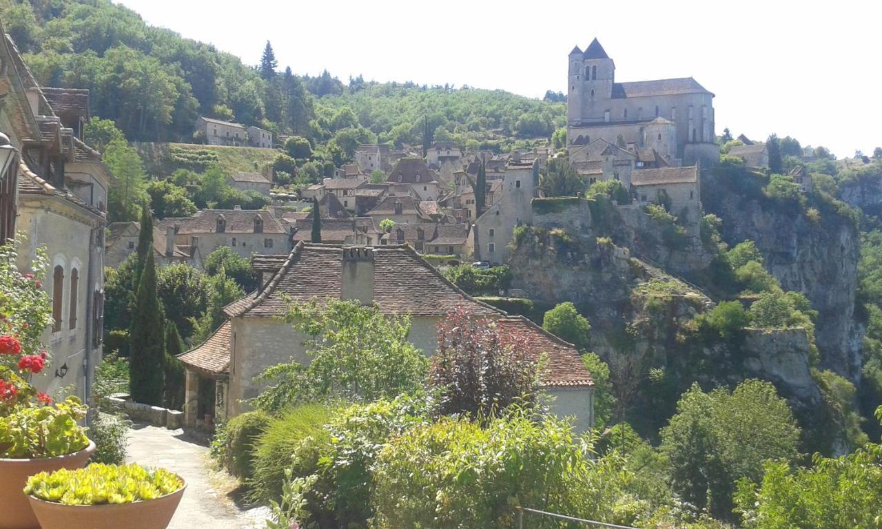 Charme Et Jardin Coeur St Cirq — 4-Star Luxury Hotel in Cahors, France