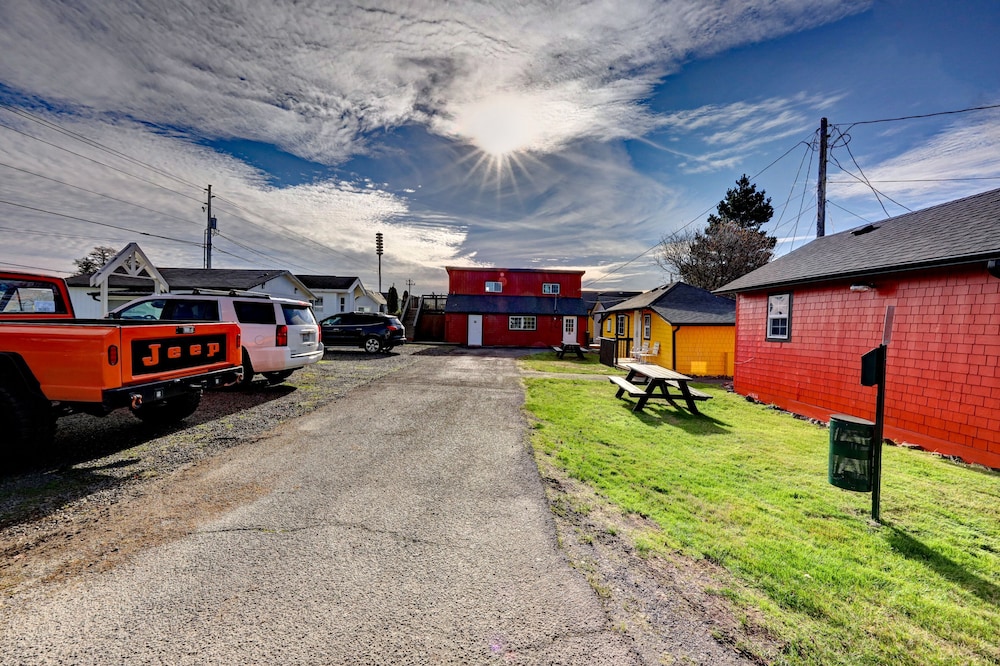 Seaview Motel & Cottages - photo 61