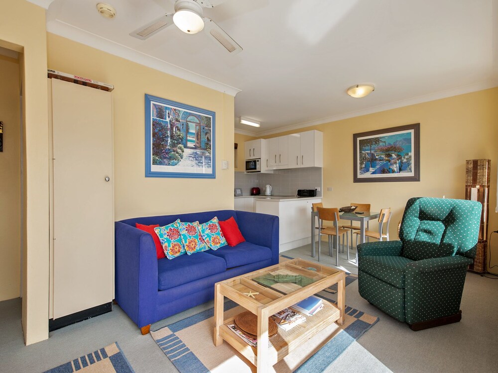 Shipmates Unit 8 51 Christmas Bush Avenue in Nelson Bay, Australia