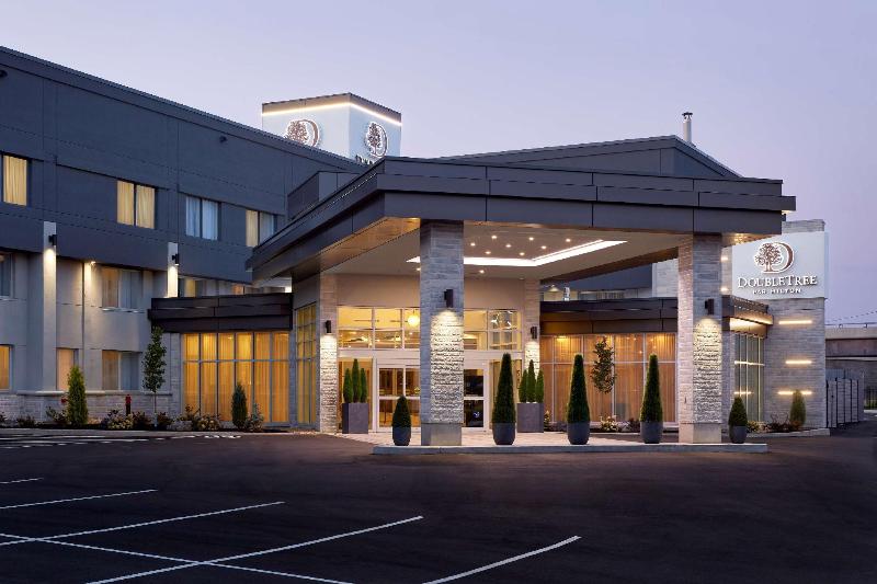 DoubleTree by Hilton Montreal Airport — 4-Star Luxury Hotel in Dorval, Canada